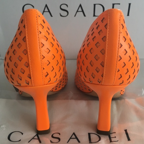 Casadei Orange Leather Pump Shoes 6.5 US / 36.5 EU - Picture 7 of 9